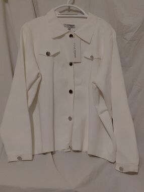Lovetrend White Button-Front Knit Jean-Jacket 52%rayon48%polyester
